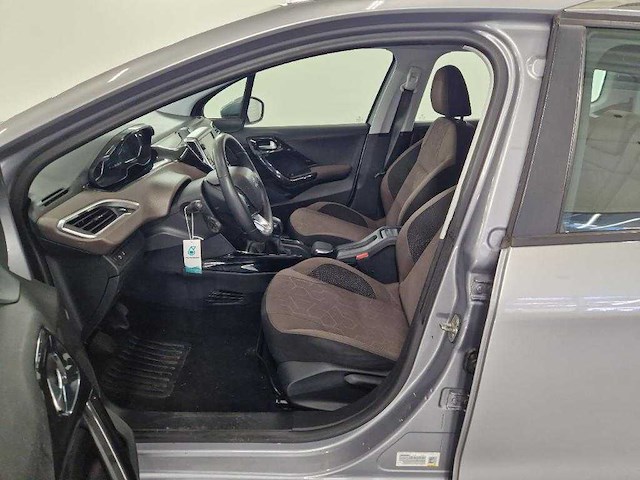 Peugeot 2008 - 1.2 vti active , ; 2-klg-79 - afbeelding 2 van  19