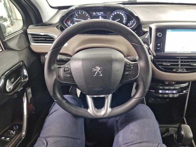 Peugeot 2008 - 1.2 vti active * 2-klg-79 - afbeelding 17 van  19
