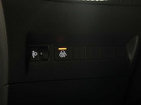 Peugeot 2008 1.2 pt active pack 102pk 2023 (origineel-nl + 1e eigenaar), s-736-sx - afbeelding 24 van  55
