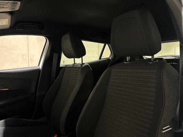Peugeot 2008 1.2 pt active pack 102pk 2023 (origineel-nl + 1e eigenaar), s-736-sx - afbeelding 29 van  55