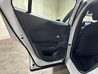 Peugeot 2008 1.2 pt active pack 102pk 2023 (origineel-nl + 1e eigenaar), s-736-sx - afbeelding 10 van  47