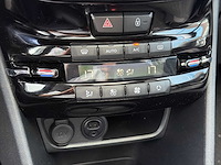 Peugeot 2008 1.2 pt bl executive | pz-019-g i - afbeelding 15 van  30