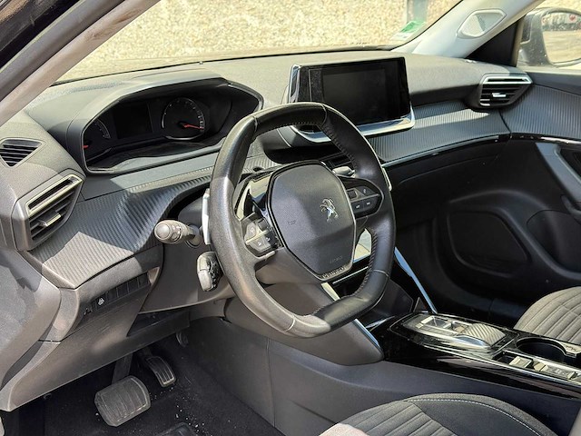 Peugeot 2008 1.2 pure tech 131pk 2023 - afbeelding 24 van  42