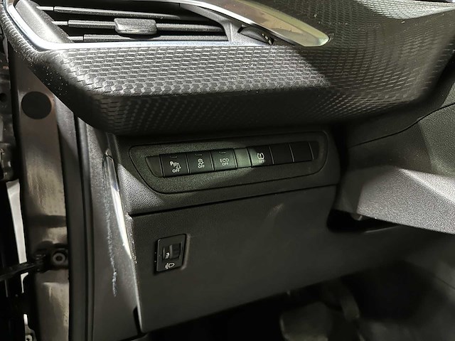 Peugeot 2008 1.2 puretech active 82pk 2015 (origineel-nl), 2-zst-06 - afbeelding 13 van  43