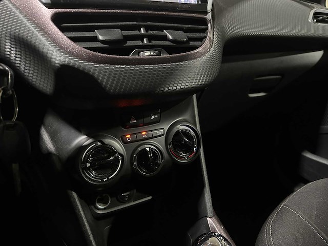 Peugeot 2008 1.2 puretech active 82pk 2015 (origineel-nl), 2-zst-06 - afbeelding 20 van  43