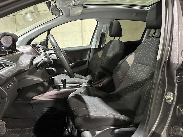 Peugeot 2008 1.2 puretech active 82pk 2015 (origineel-nl), 2-zst-06 - afbeelding 33 van  43