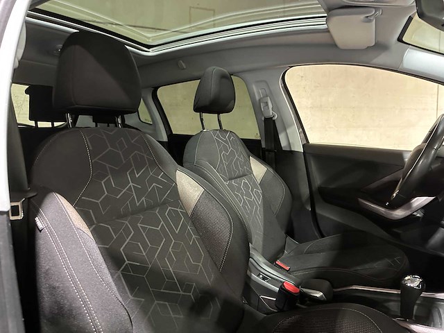 Peugeot 2008 1.2 puretech active 82pk 2015 (origineel-nl), 2-zst-06 - afbeelding 38 van  43