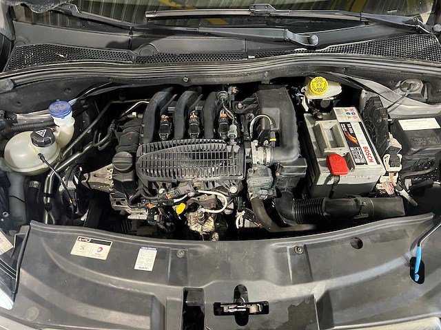 Peugeot 2008 1.2 puretech active, gr-353-n - afbeelding 5 van  14