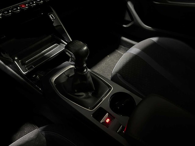 Peugeot 2008 1.2 puretech allure 102pk 2021 (origineel-nl+1e eigenaar), k-010-kv - afbeelding 9 van  18