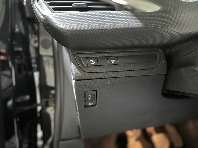 Peugeot 2008 1.2 puretech allure 110pk 2018 (origineel-nl), rl-527-z - afbeelding 14 van  40