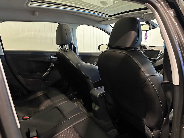 Peugeot 2008 1.2 puretech allure hp-099-g - afbeelding 4 van  25