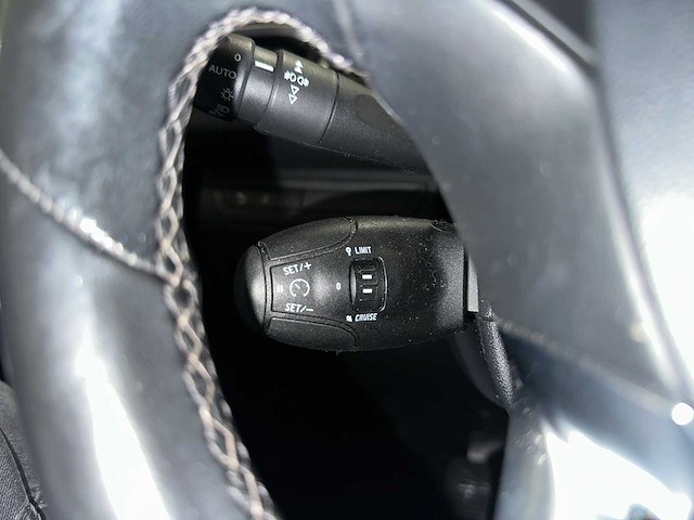 Peugeot 2008 1.2 puretech allure kb-112-l - afbeelding 14 van  22