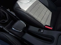 Peugeot 2008 1.2 puretech féline, h-167-vx - afbeelding 12 van  13