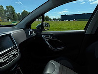 Peugeot 2008 1.2 puretech féline, h-167-vx - afbeelding 13 van  13