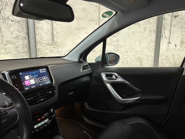 Peugeot 2008 1.2 puretech gt-line 109pk 2018, hlh-96-s - afbeelding 9 van  39