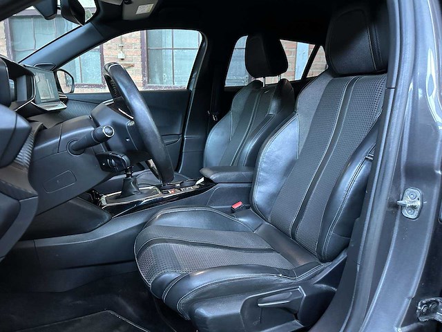 Peugeot 2008 1.2 puretech gt-line 131pk 2020 (origineel-nl + 1e eigenaar), h-379-pn - afbeelding 20 van  33
