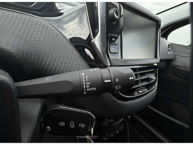 Peugeot 2008 1.2 puretech gt line | hhf-80-h i - afbeelding 7 van  28