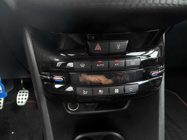 Peugeot 2008 1.2 puretech gt line | hhf-80-h i - afbeelding 18 van  28