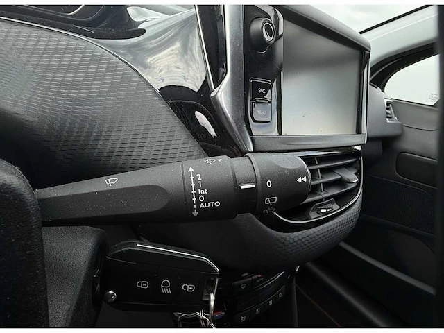 Peugeot 2008 1.2 puretech gt line | hhf-80-h i - afbeelding 7 van  28