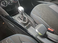 Peugeot 2008 1.2 puretech signature; g-743-ng - afbeelding 8 van  17