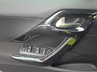 Peugeot 2008 1.2 puretech signature; g-743-ng - afbeelding 15 van  17
