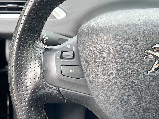 Peugeot 2008 1.2 turbo gt-line 2018 | rz-580-j - afbeelding 13 van  28