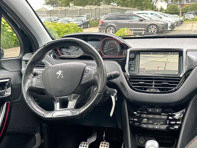 Peugeot 2008 1.2 turbo gt-line 2018 | rz-580-j - afbeelding 20 van  28