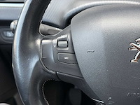 Peugeot 2008 1.2 turbo | st-974-j i - afbeelding 18 van  33