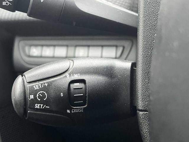 Peugeot 2008 1.2 turbo style 2015 | n-944-gr - afbeelding 4 van  25