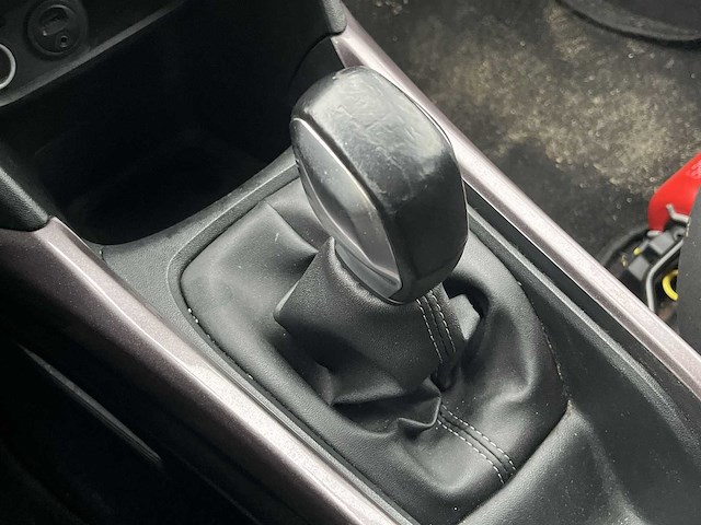 Peugeot 2008 1.2 turbo style 2015 | n-944-gr - afbeelding 11 van  24