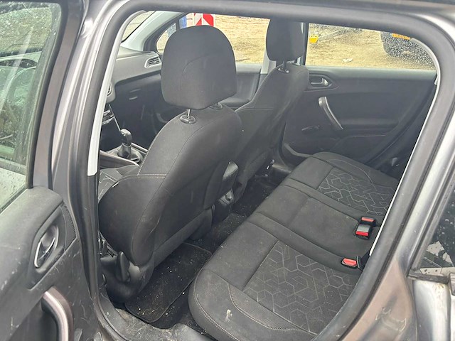 Peugeot 2008 1.2 vti active 2014 | 8-tsh-68 - afbeelding 7 van  7