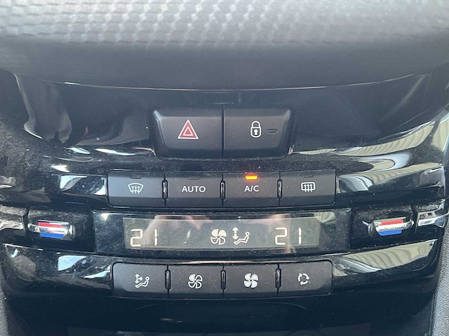 Peugeot 2008 1.2 vti active 2014 | 8-tsh-68 - afbeelding 2 van  10