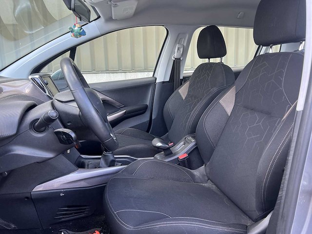 Peugeot 2008 1.2 vti active 2014 | 8-tsh-68 - afbeelding 8 van  10