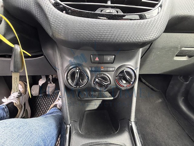 Peugeot 2008 1.2i puretech access,2014 - afbeelding 8 van  39