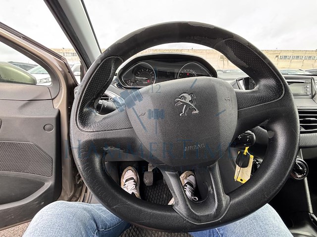 Peugeot 2008 1.2i puretech access,2014 - afbeelding 11 van  39