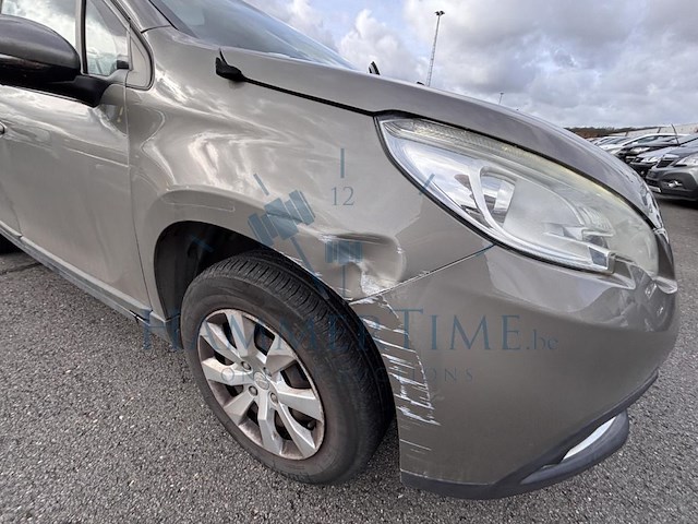 Peugeot 2008 1.2i puretech access,2014 - afbeelding 28 van  39