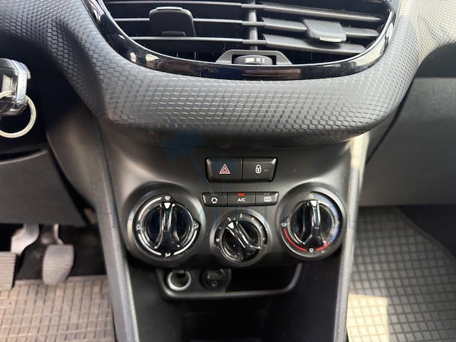 Peugeot 2008 1.2i puretech access,2015 - afbeelding 4 van  32
