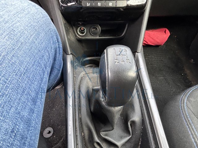 Peugeot 2008 1.2i puretech style s&s (eu6.2),2019 - afbeelding 9 van  35