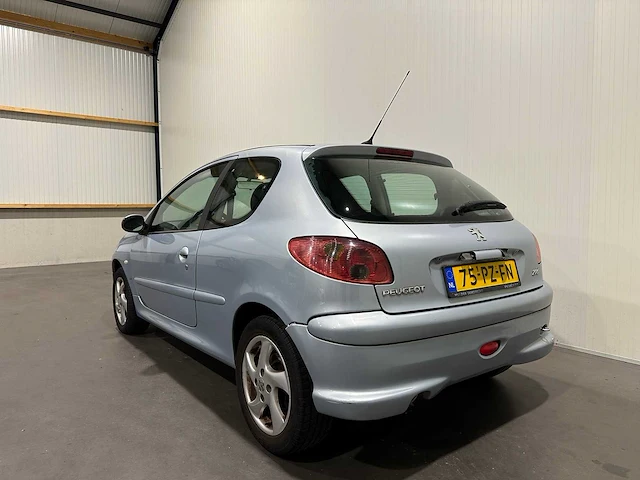 Peugeot 206 1.4-16v xs 75-pz-fn - afbeelding 8 van  14