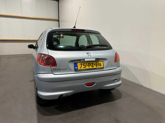 Peugeot 206 1.4-16v xs 75-pz-fn - afbeelding 9 van  14