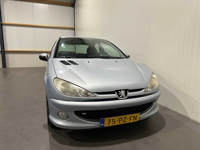 Peugeot 206 1.4-16v xs 75-pz-fn - afbeelding 13 van  14