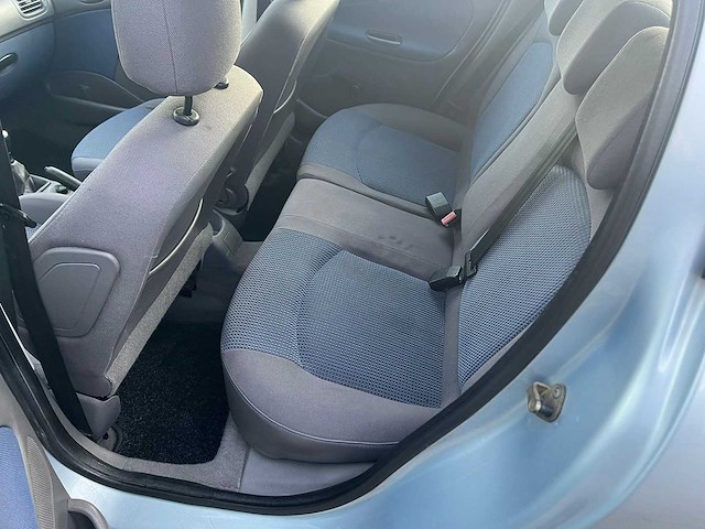 Peugeot 206 1.4 air-line , 07-rf-xf - afbeelding 10 van  18