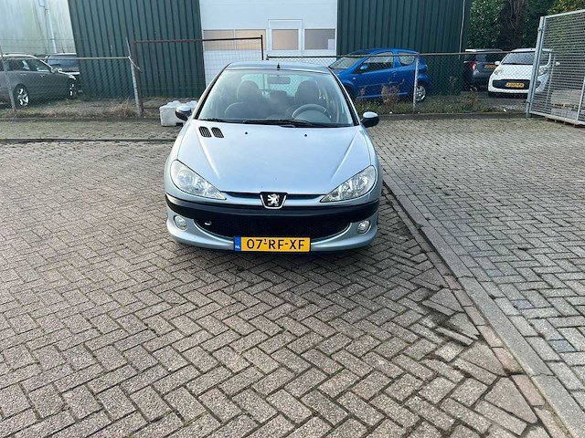 Peugeot 206 1.4 air-line , 07-rf-xf - afbeelding 11 van  18