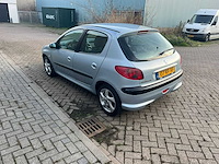 Peugeot 206 1.4 air-line , 07-rf-xf - afbeelding 13 van  18