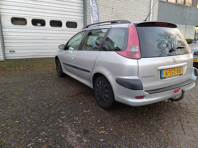 Peugeot 206 1.4 air line 2, 6-tfz-88 - afbeelding 7 van  16