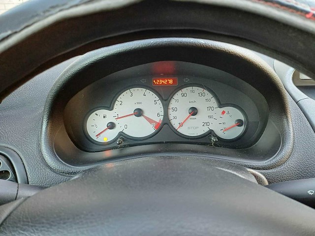 Peugeot 206 1.4 air line 2, 6-tfz-88 - afbeelding 16 van  16