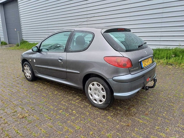 Peugeot 206 1.4 génération, 32-hpl-5 - afbeelding 13 van  16