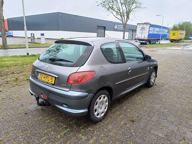 Peugeot 206 1.4 génération, 32-hpl-5 - afbeelding 10 van  13