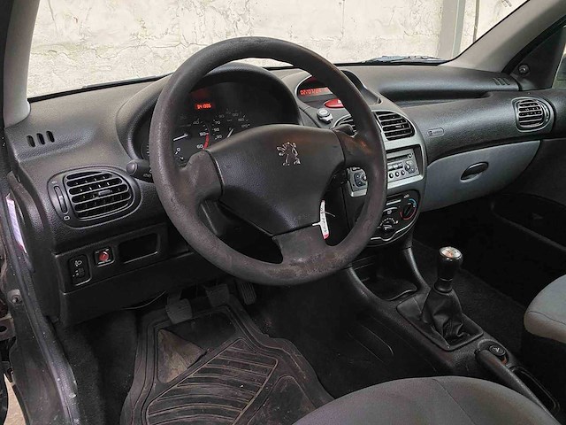 Peugeot 206 1.4 hdi pop' art 68pk 2004 -orig. nl-, 08-pp-vs - afbeelding 20 van  33