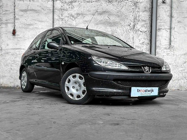 Peugeot 206 1.4 hdi pop' art 68pk 2004 -orig. nl-, 08-pp-vs - afbeelding 31 van  33